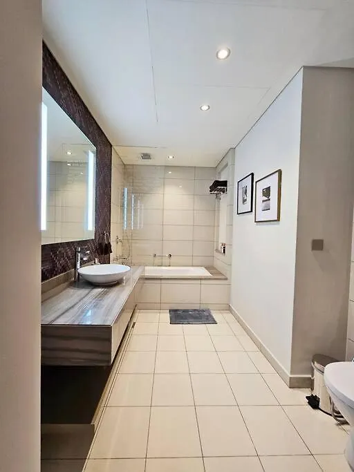 דובאי 1Br Tower B Paramount Apartment